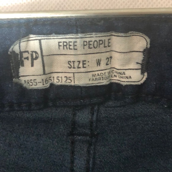 FREE PEOPLE JEANS , Size 27 , Machine Wash . - Picture 5 of 5